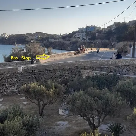 με θέα τον όρμο της βάρης Lejlighed