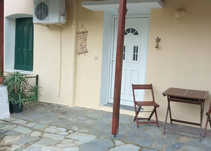 Κυκλαδίτικο Διαμέρισμα Andros Town